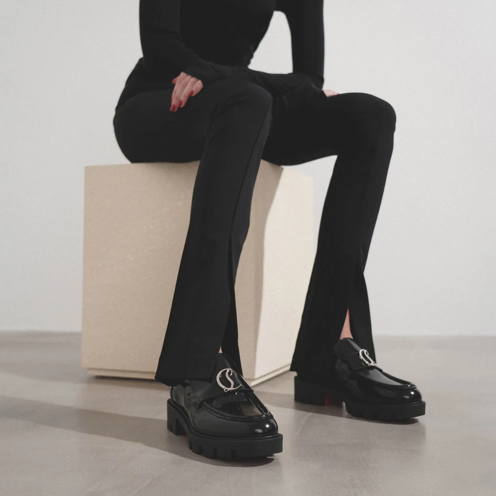 CL Moc black leather flats