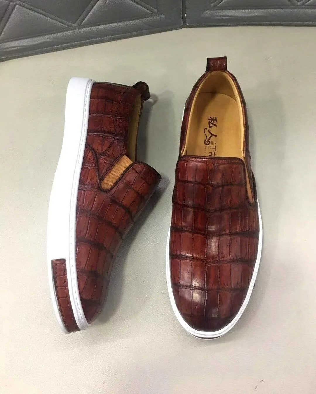 Crocodile Shoes Mens Crocodile Leather Brown Driving Shoes  Slip on Flats Walking Shoes