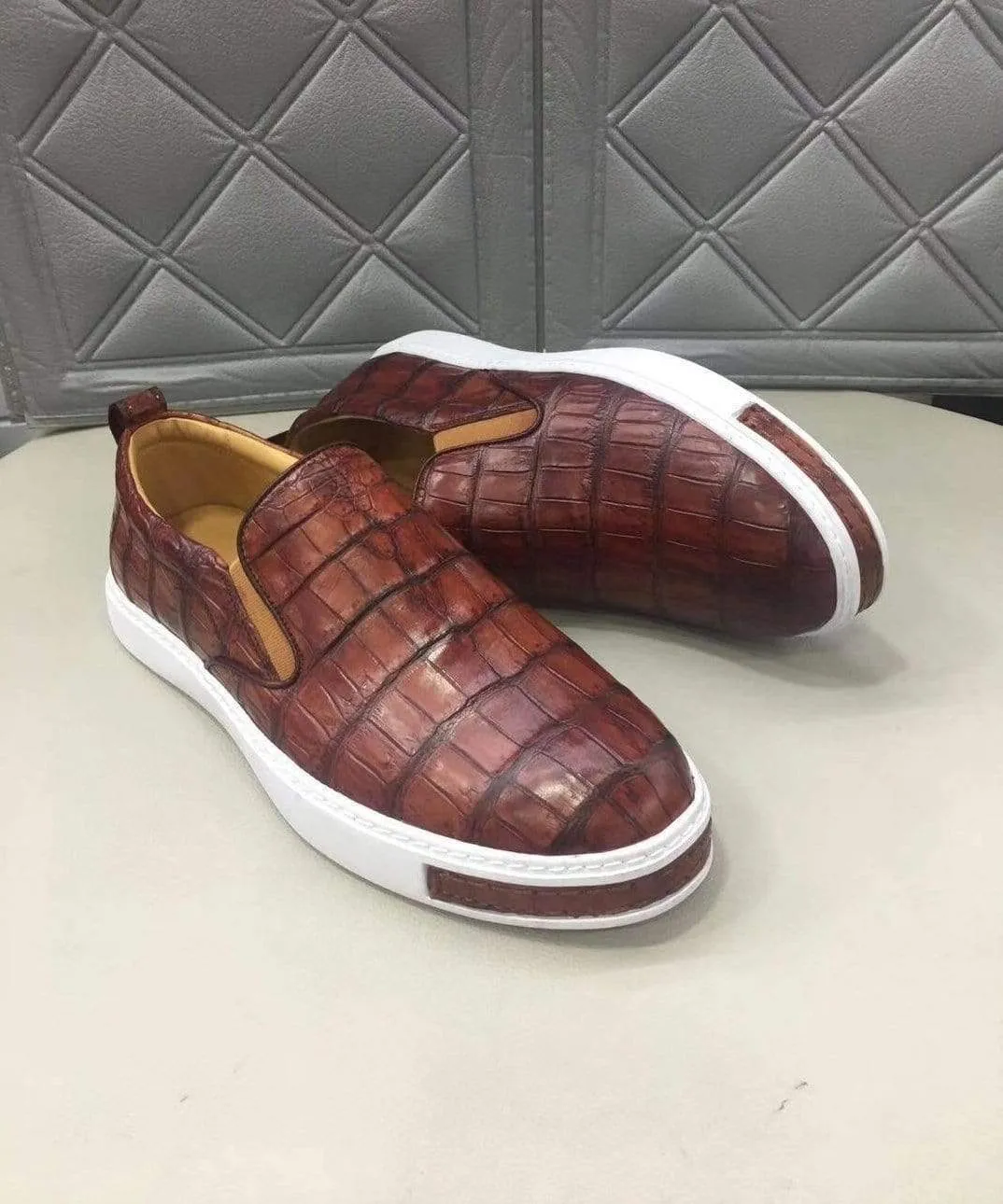 Crocodile Shoes Mens Crocodile Leather Brown Driving Shoes  Slip on Flats Walking Shoes