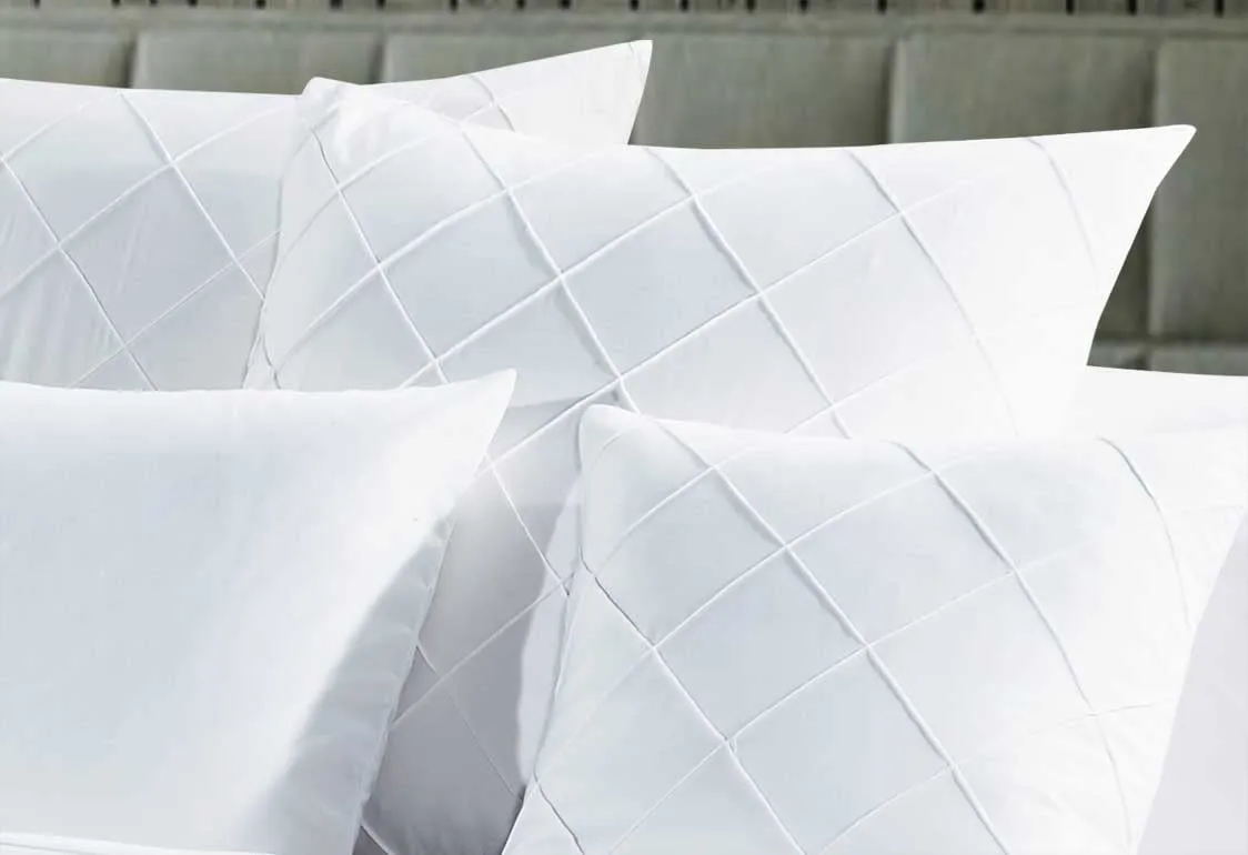 Cross Pleated Imperial White-Bed Set 8 Pcs (Luxury)