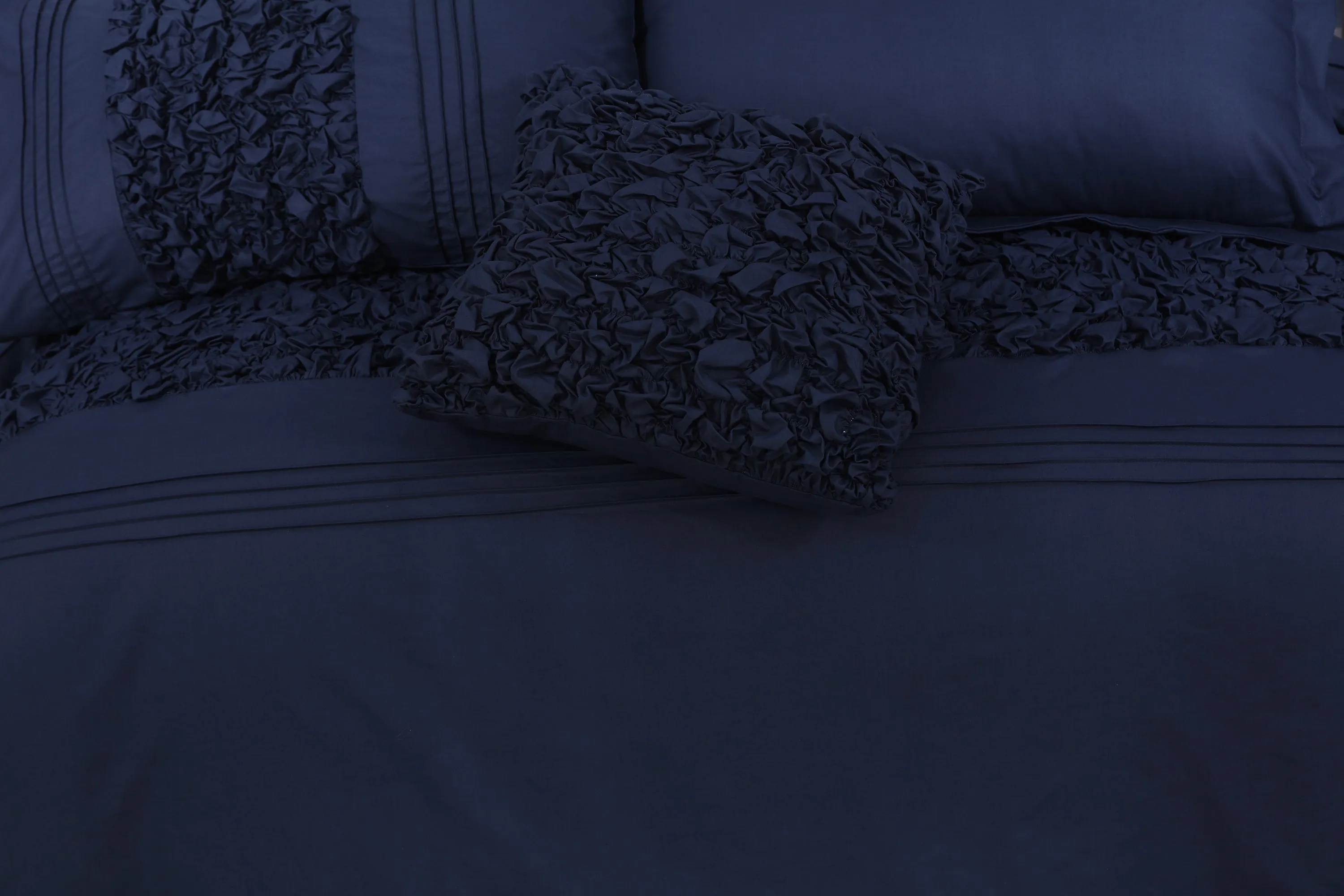 Cuddly Imperial Navy-Bed Set 8 Pcs (Luxury)