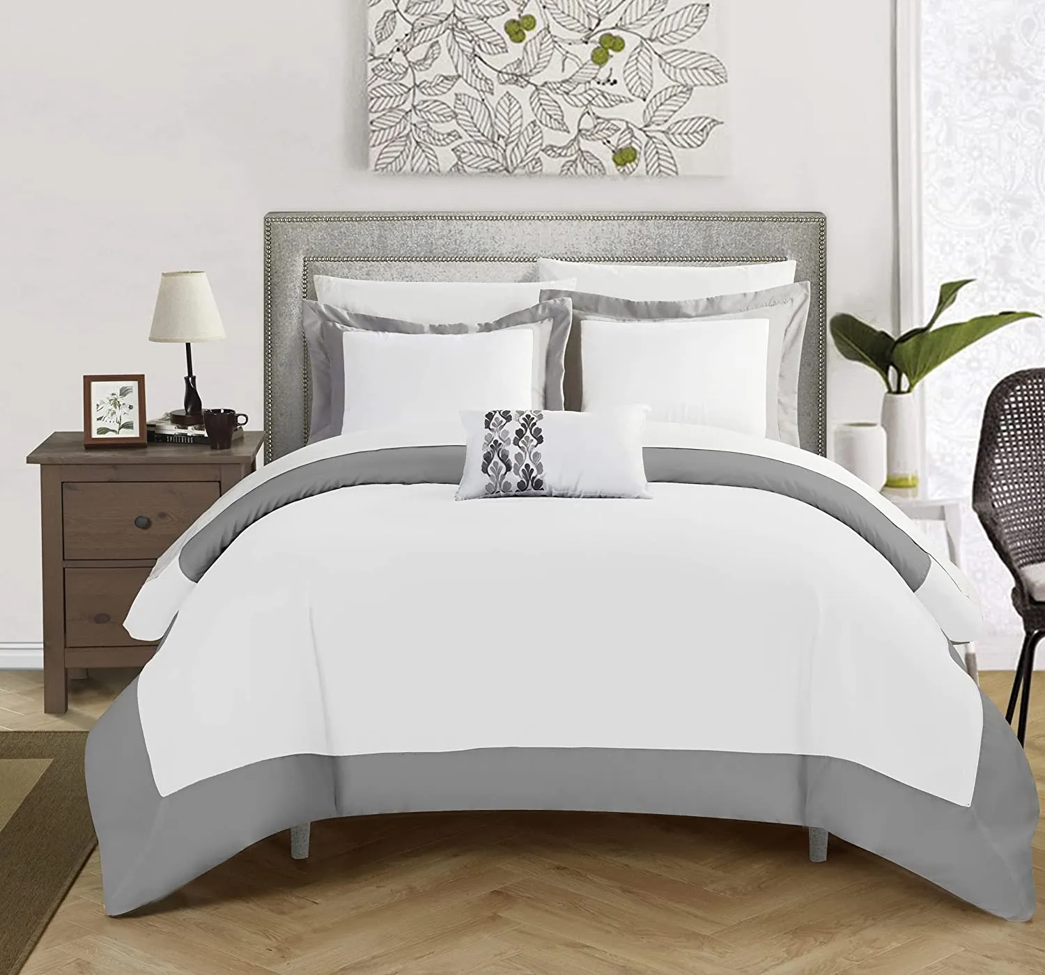 Dazra-Bed Set 8 Pcs (Luxury)