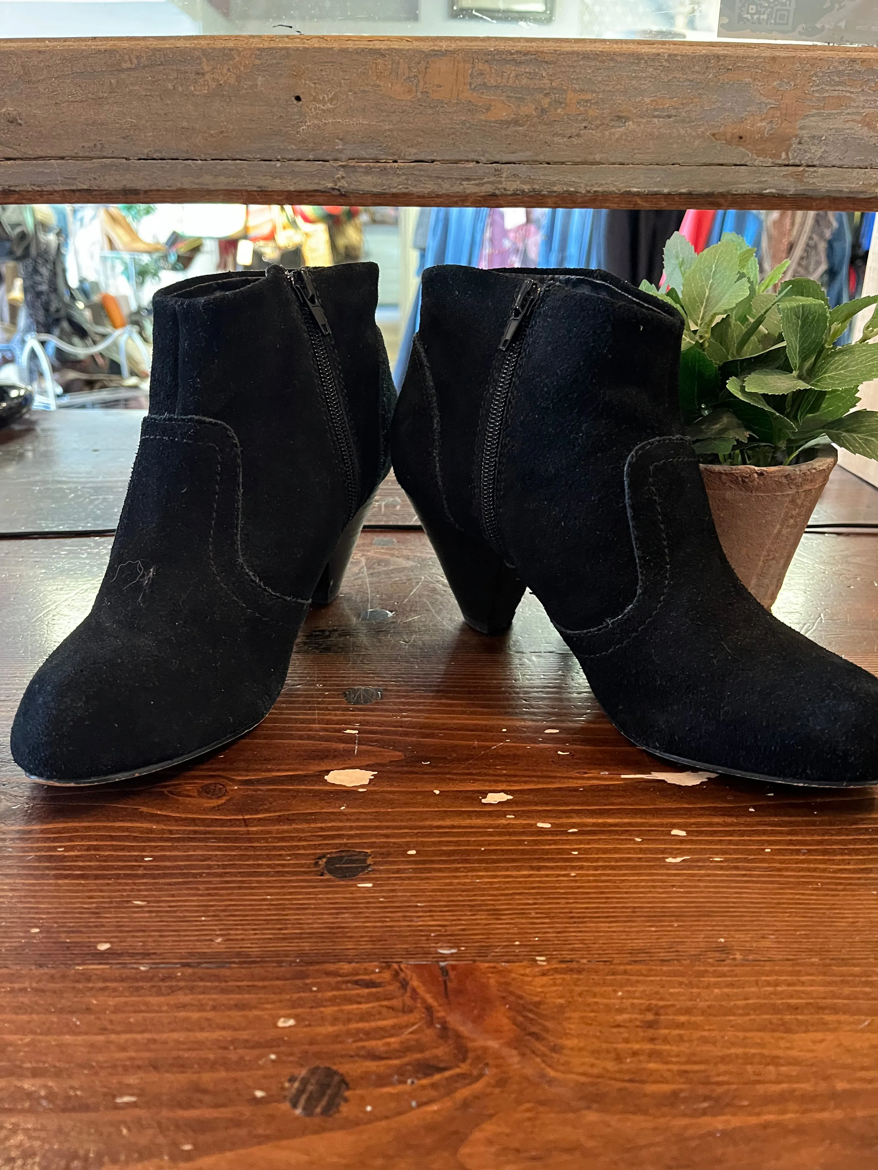 Fringe Ankle Boots (Size 6.5/7)