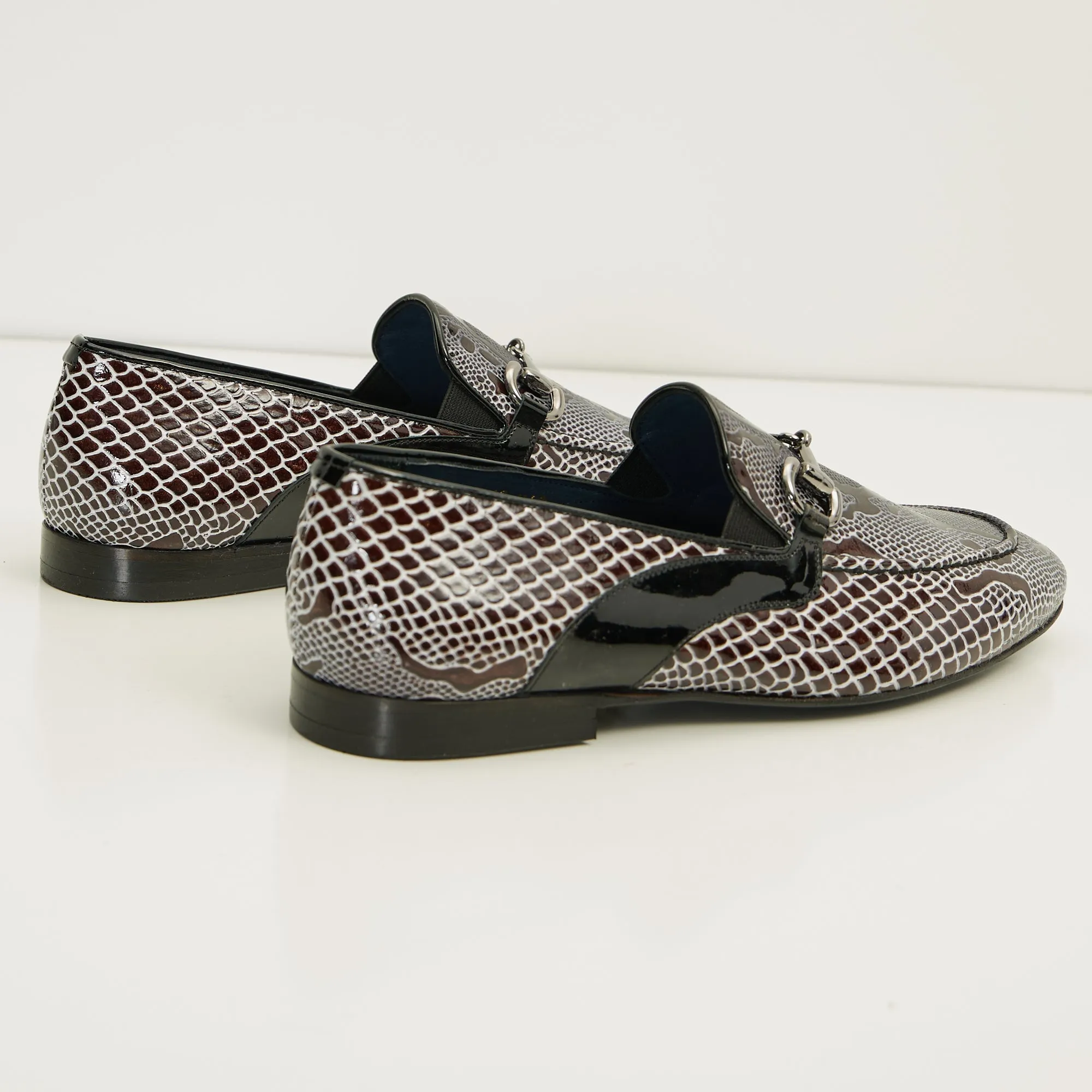 Snake Embossed Leather And Silver Metal Bit Loafer - Black Beige