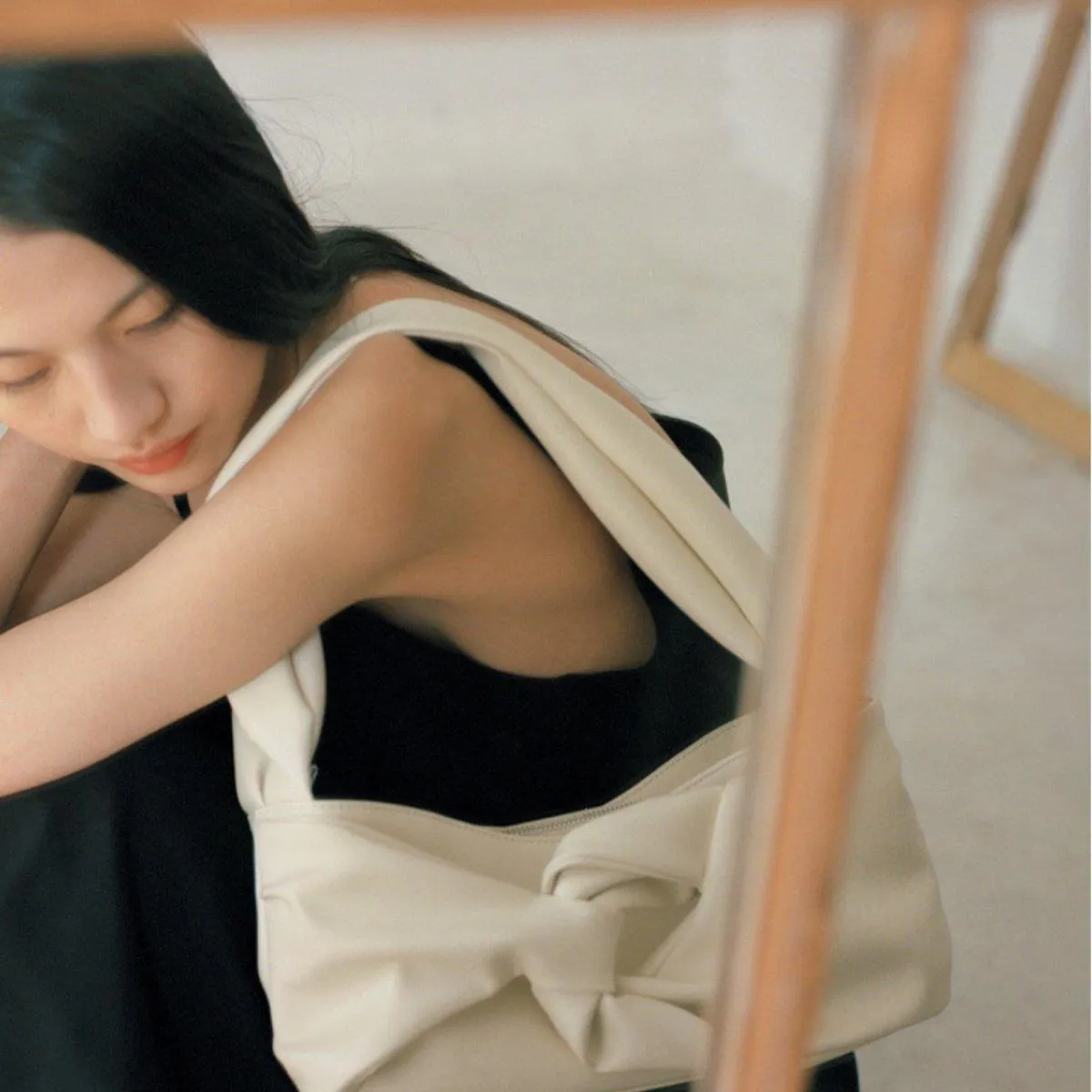 The Pleasure Isolated Anthesis Fran Bag - White